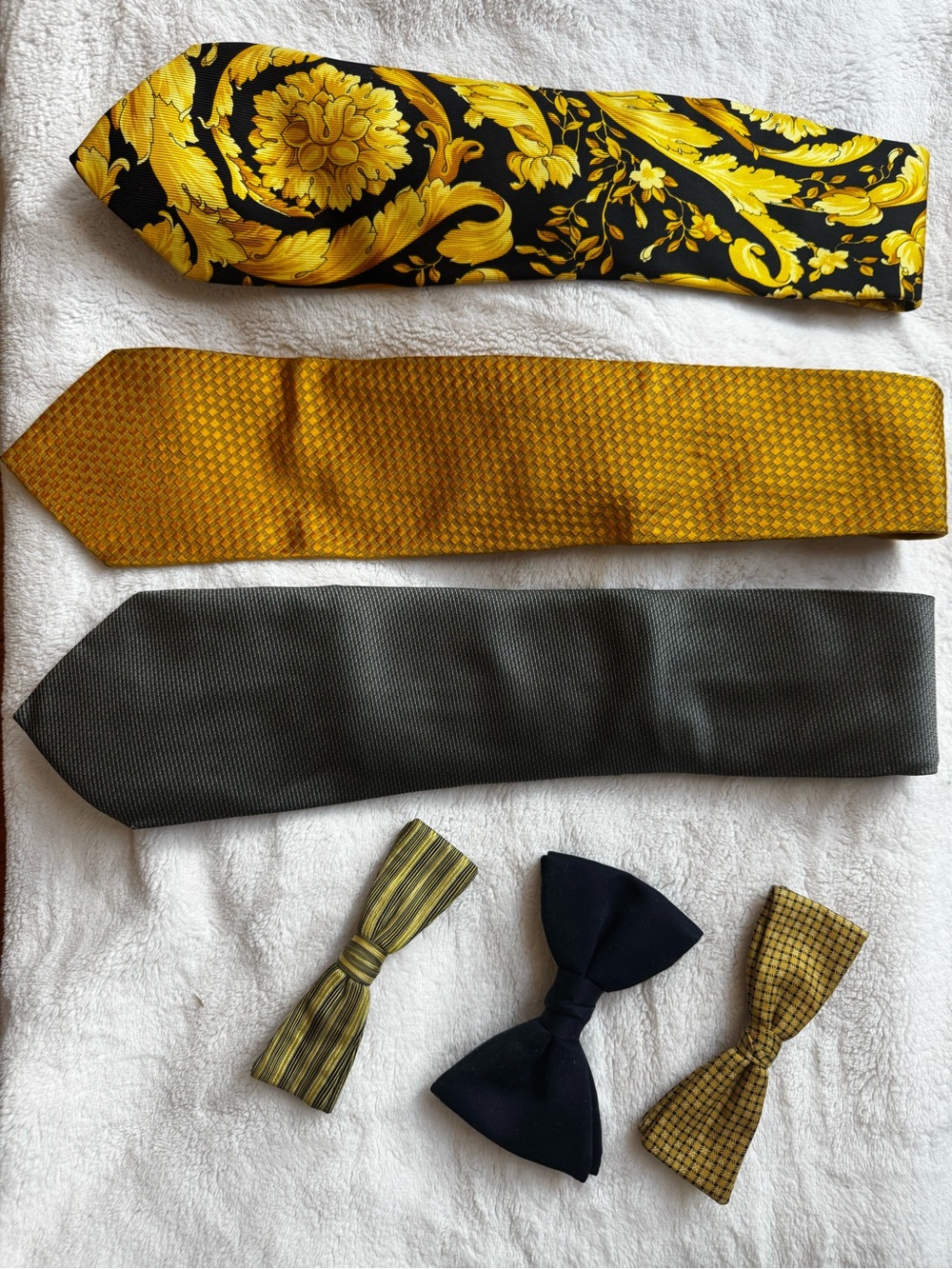 Vintage Bundle of Bows and Ties: Versace tie, Gucci tie, Giorgio Armani tie